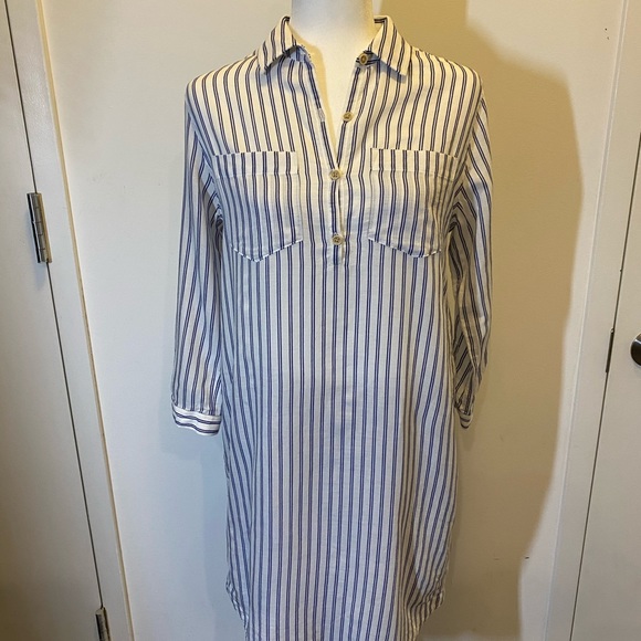 Shirt dress - Picture 2 of 4